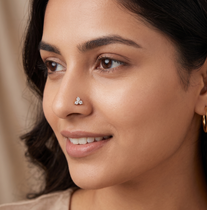 DORA DIAMOND NOSE PIN