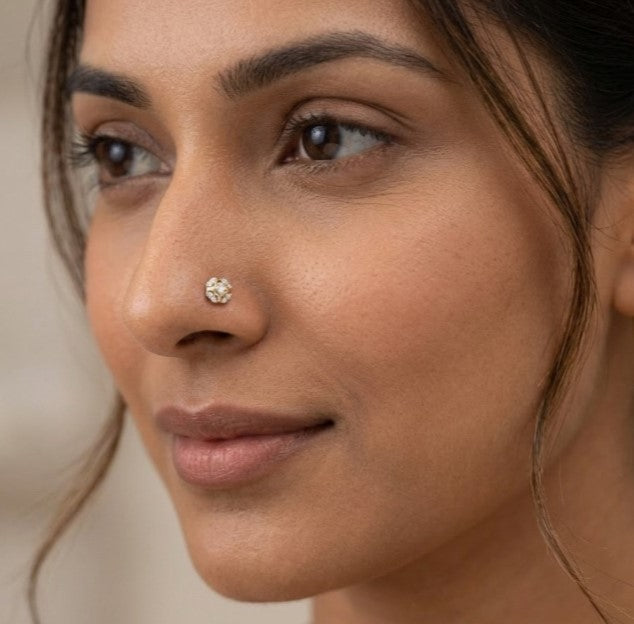 LASYA DIAMOND NOSE PIN