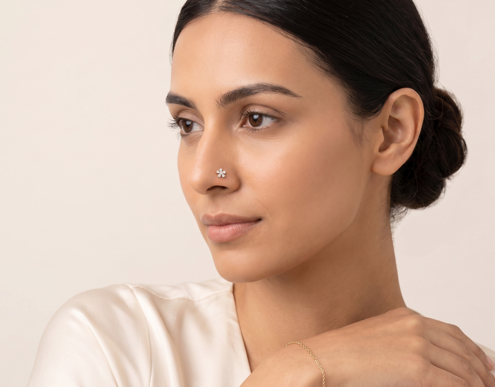 LUSTRE LUXE DIAMOND NOSE PIN