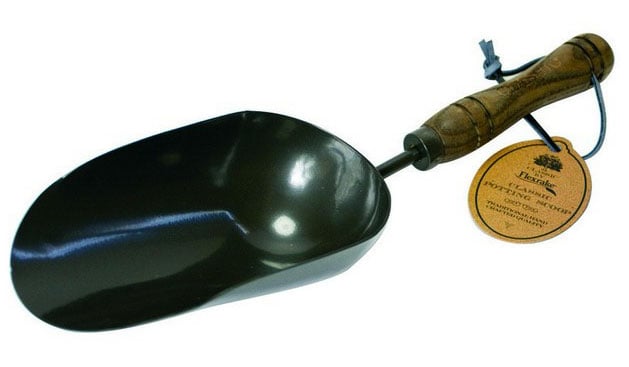 Potting Scoop, Tools