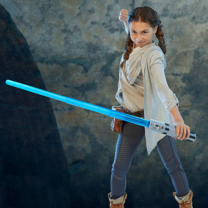 STAR WARS Lightsaber Forge Luke Skywalker Electronic Extendable Blue Lightsaber