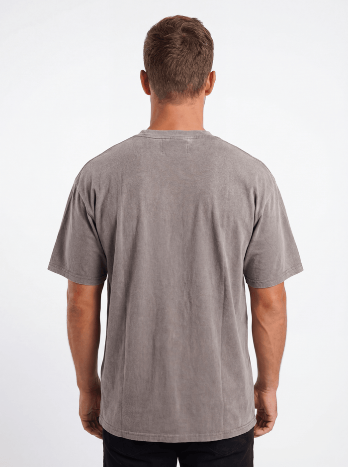 UGA Bulldogs Men’s | “Silver Britches” Tee - Arena GraffitiArena Graffiti